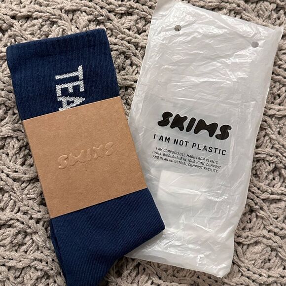 SKIMSS TEAM USA SOCKS - Picture 2 of 2